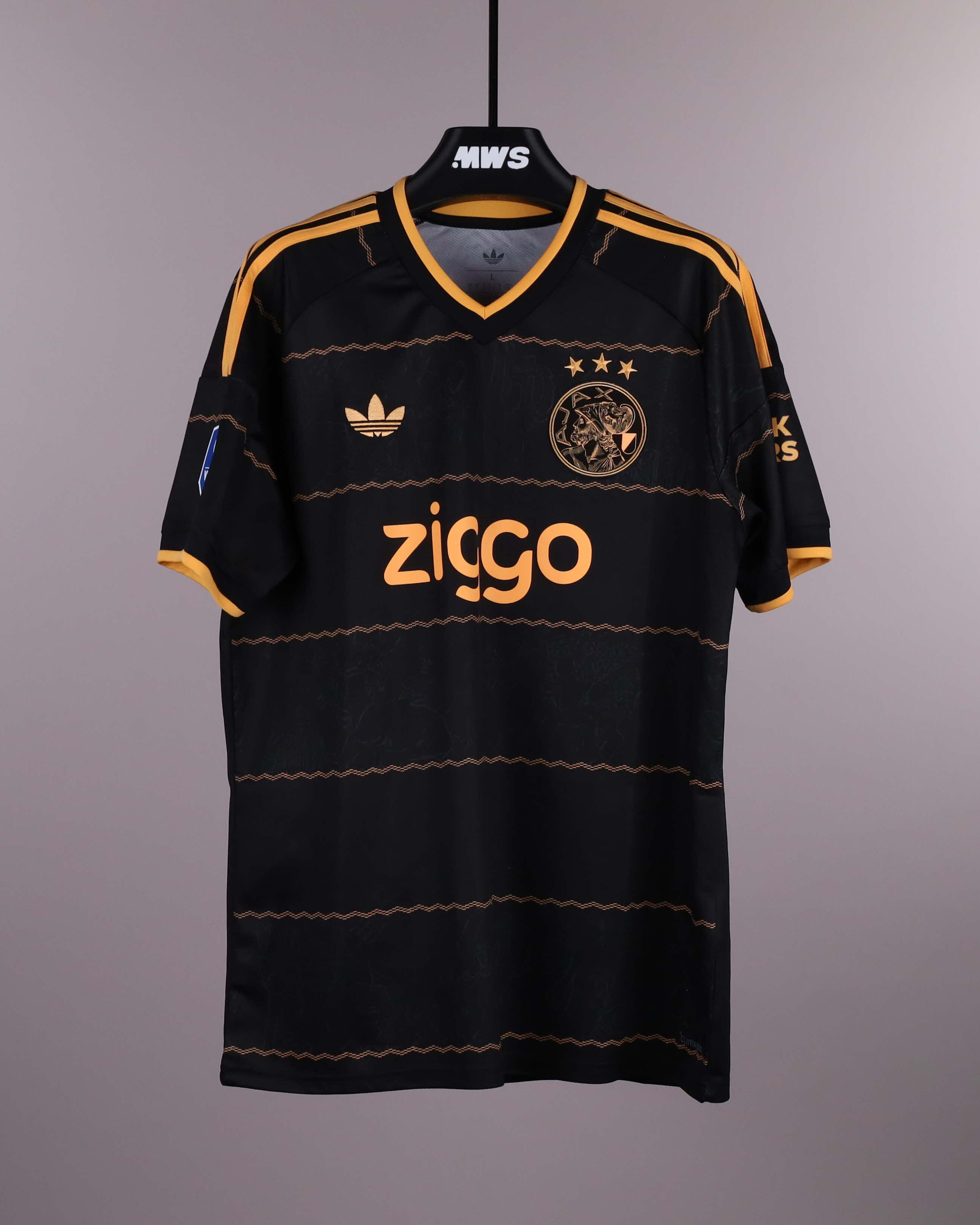 Julian Brandt AFC Ajax shirt