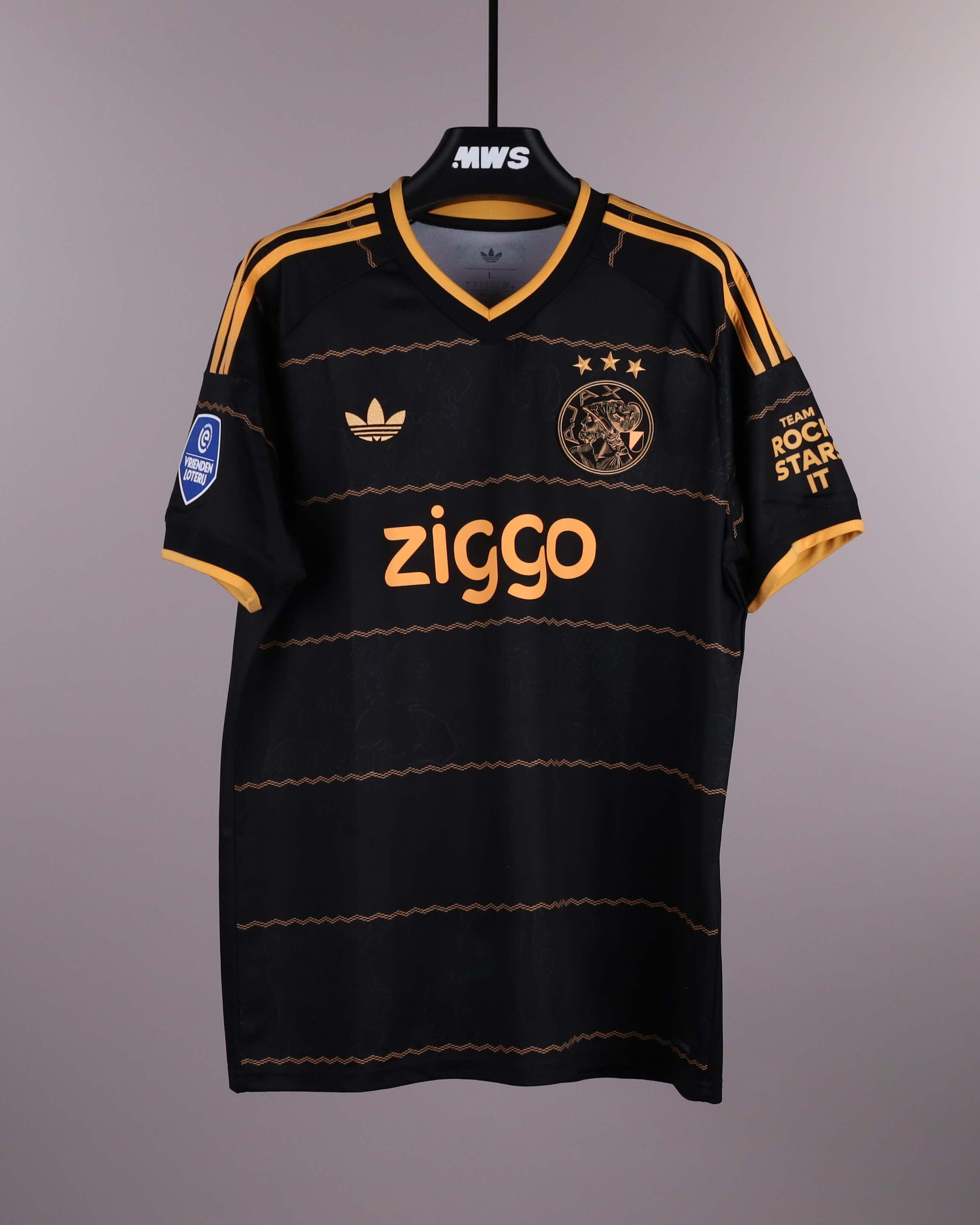 Jorthy Mokio AFC Ajax shirt
