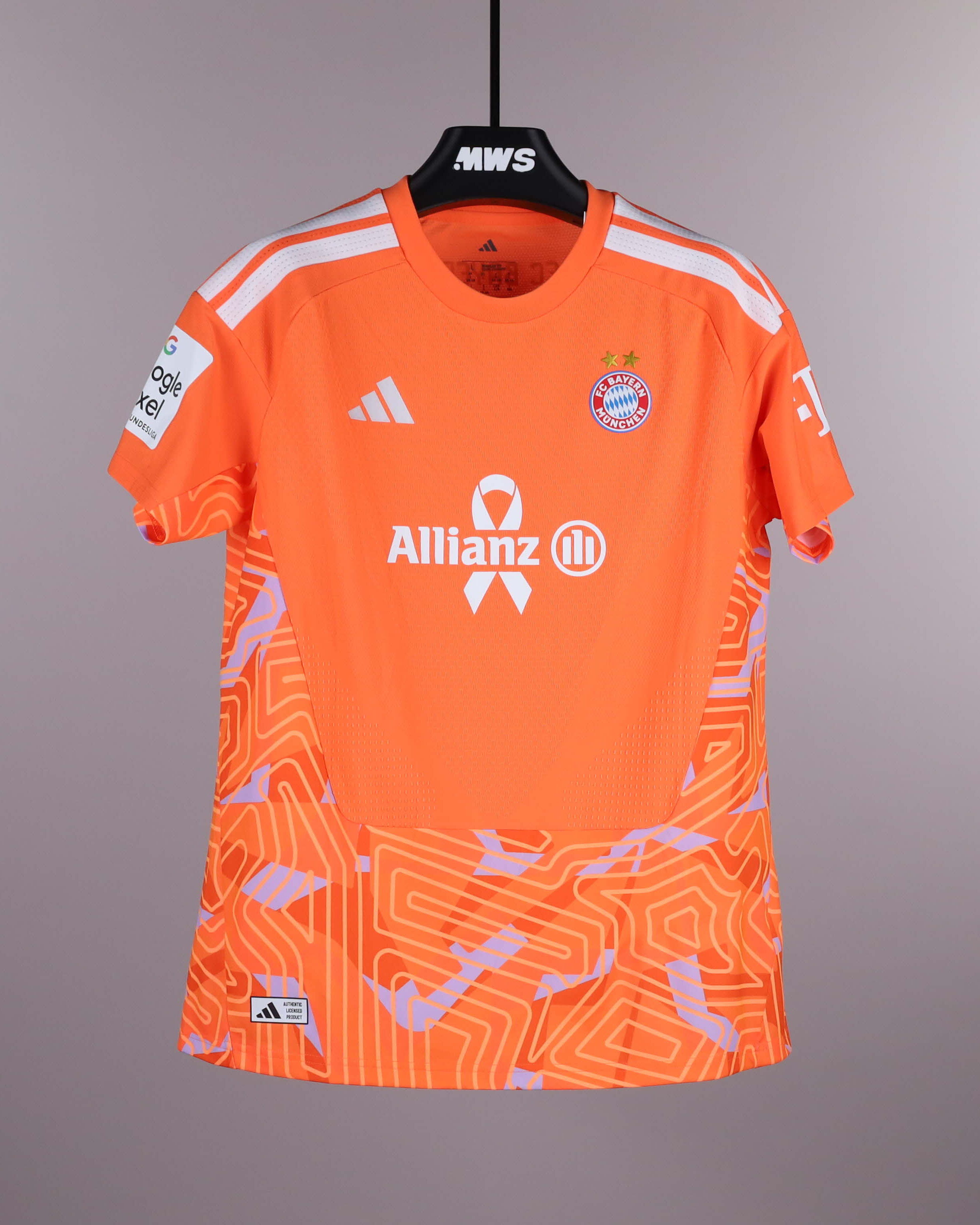 Ena Mahmutovic FC Bayern München Frauen shirt