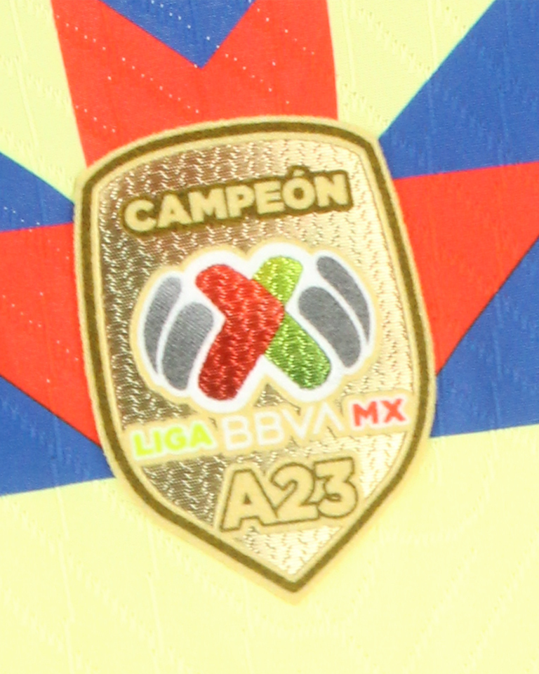 Sebastián Cáceres Club América camisa.