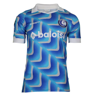 Brian Emo Agbor KAA Gent のシャツ