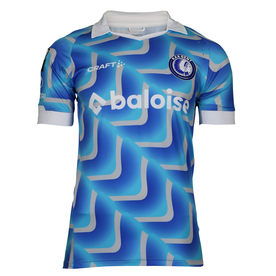 Shirt van Brian Emo Agbor KAA Gent