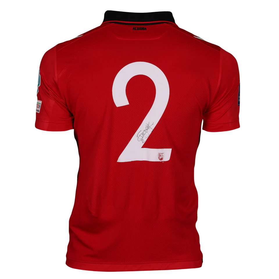 Albania W-Trikot von Armela Tukaj