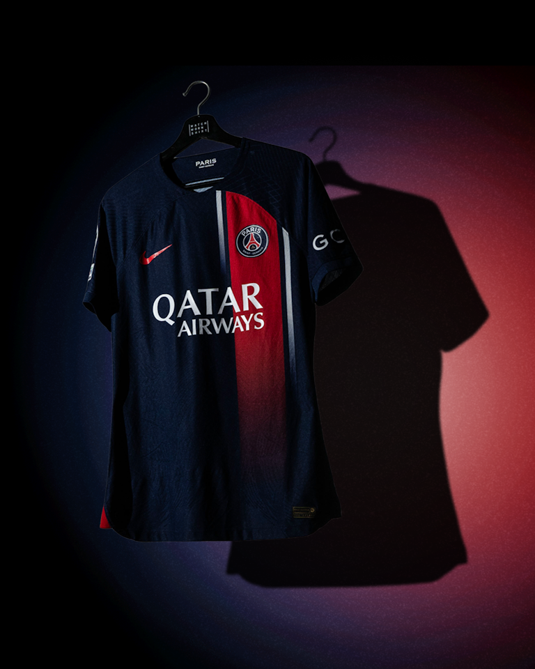 Lee Kang In  Paris Saint-Germain shirt