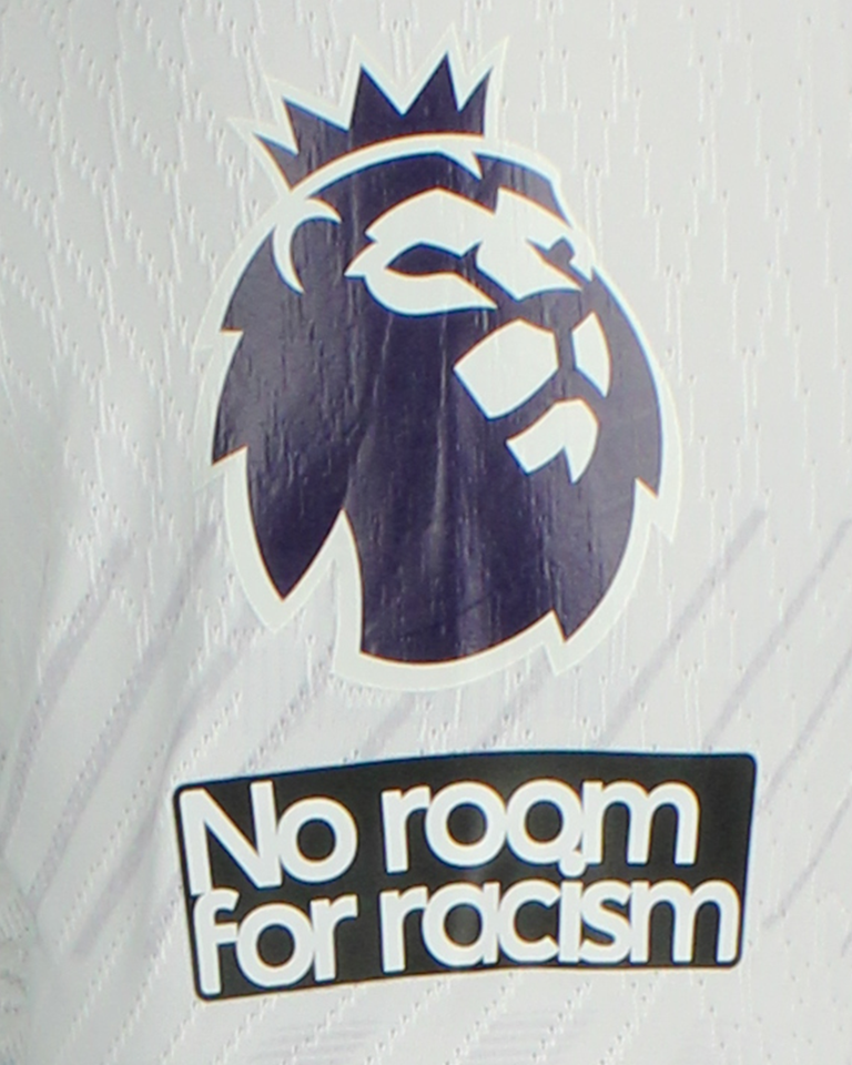 Pedro Porro Tottenham Hotspur shirt