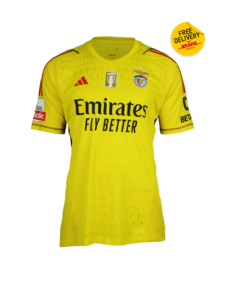Anatolii Trubin SL Benfica forması