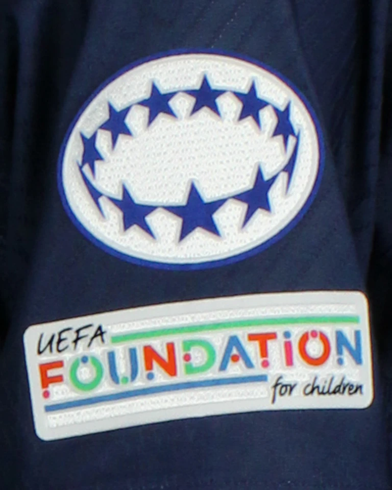 来自Paris Saint-Germain Féminines的Thiniba Samoura球衣