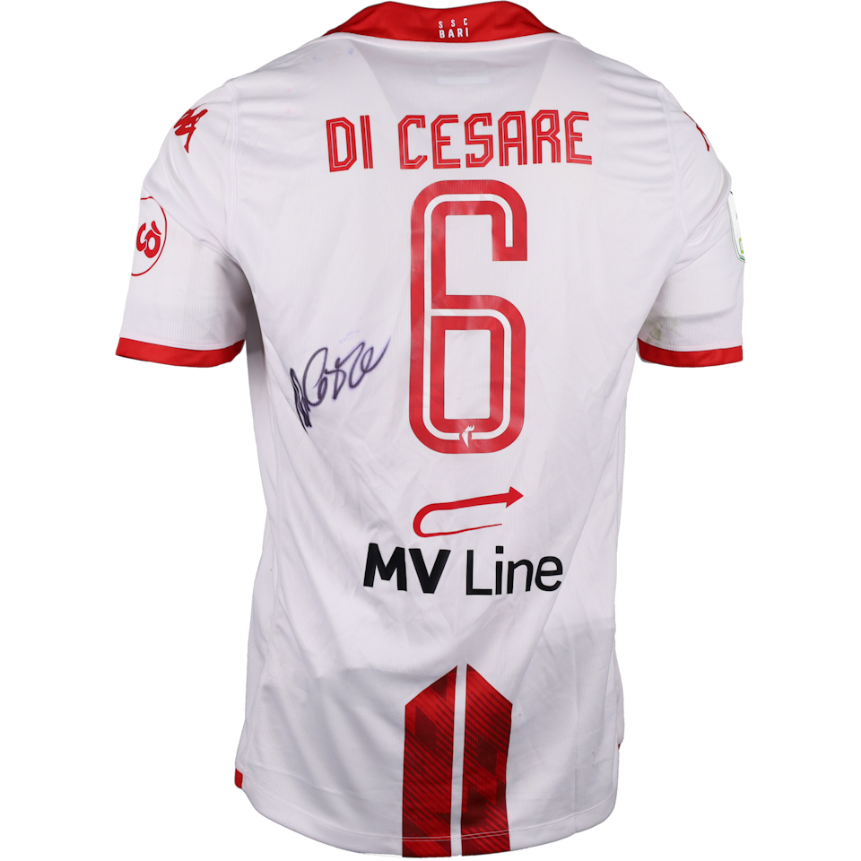 Valerio Di Cesare S.S.C. Bari shirt