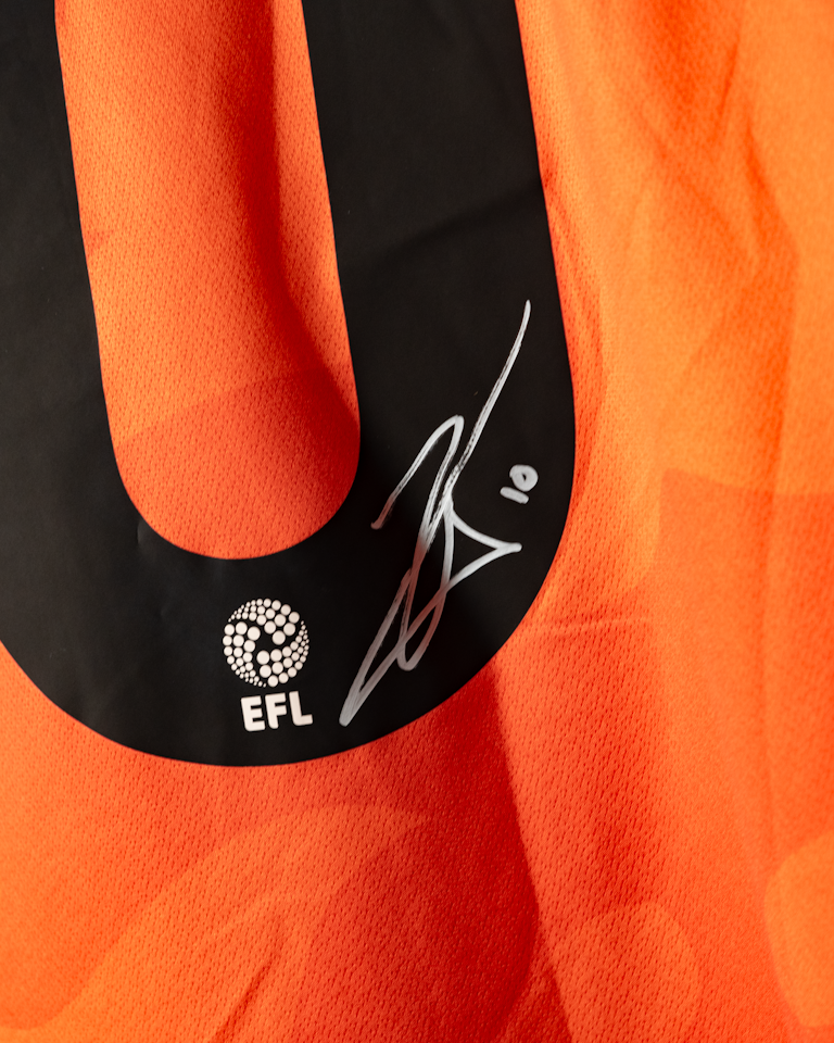 Zian Flemming Millwall shirt