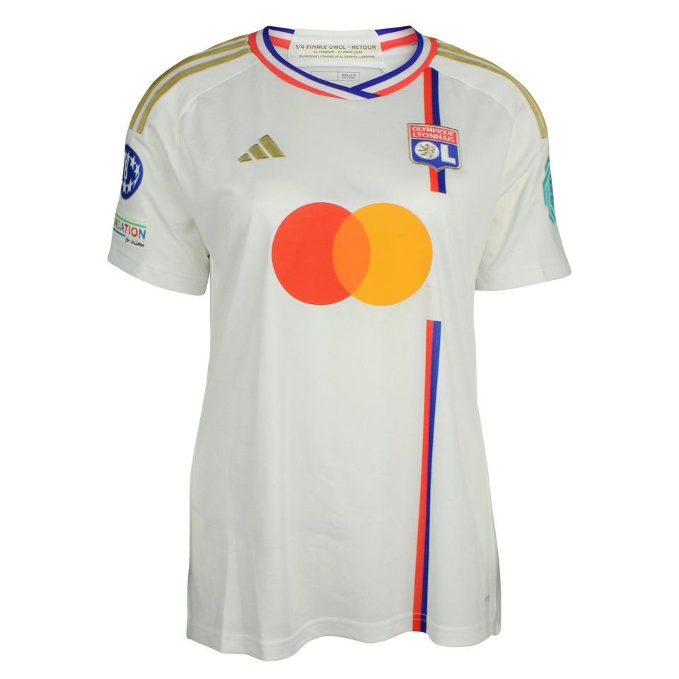 Vicki Becho OL Lyonnes shirt