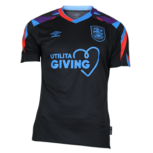 Squad Signed Shirt | Huddersfield 