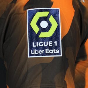 François Mughe Olympique de Marseille camisa.