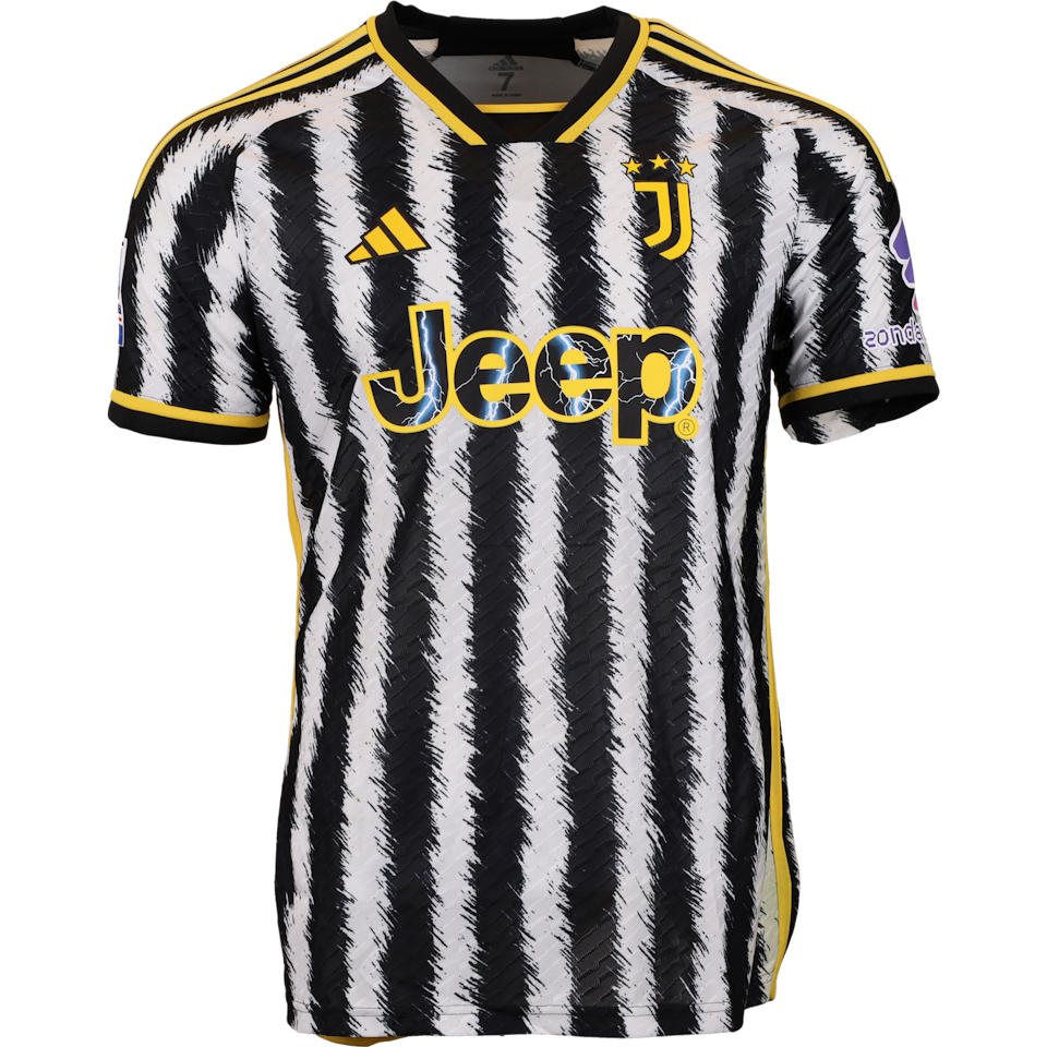 Manuel Locatelli Juventus FC shirt